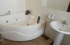 Serviced 3 Bed Apartment with En Suite at Dennis Pritt - 14