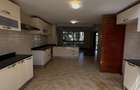 5 Bed Townhouse with En Suite in Lavington - 7