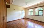 6 Bed Townhouse with En Suite at Grevillea Groove - 10