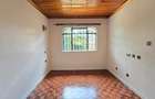 4 Bed House with En Suite in Lavington - 8