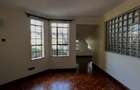 5 Bed Townhouse with En Suite in Lavington - 12