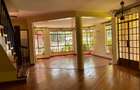 4 Bed Townhouse with En Suite at Lavington - 12