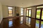 5 Bed Townhouse with En Suite at Lavington Green - 8