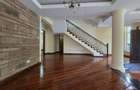 5 Bed Townhouse with En Suite in Lavington - 14
