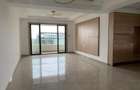 3 Bed Apartment with En Suite in Riverside - 2