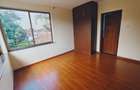 5 Bed Villa with En Suite in Lavington - 14