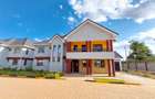 5 Bed House with En Suite at Garden Estate - 1