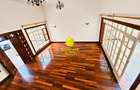 4 Bed Townhouse with En Suite in Kyuna - 8