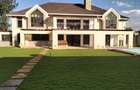 5 Bed House with En Suite in Runda - 11