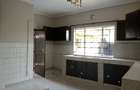 4 Bed House in Garden Estate - 10