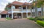 6 Bed House with En Suite in Runda - 1