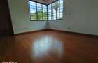 5 Bed Townhouse with En Suite at Lavington - 11