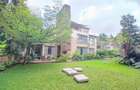 5 Bed Townhouse with En Suite at Lavington Green - 4
