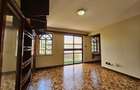 5 Bed Townhouse with En Suite in Lavington - 2
