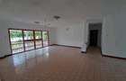 3 Bed Apartment with En Suite at 5Th Avenue Nyali - 15