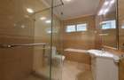 3 Bed Apartment with En Suite at River Gardens Park - 14