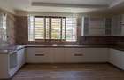 6 Bed House with En Suite in Runda - 3