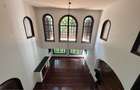 4 Bed Townhouse with En Suite at Riverside Dr - 6