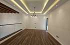 5 Bed House with En Suite in Lavington - 10