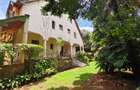 4 Bed Townhouse with En Suite at Lavington Green - 2
