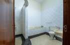4 Bed Villa with En Suite at School Lane - 10