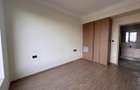 1 Bed Apartment with Gym at Riverside Drive - 4
