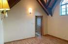 5 Bed Townhouse with En Suite in Lavington - 11