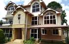 5 Bed House with En Suite in Lavington - 1