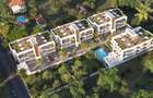 Serviced 2 Bed Apartment with En Suite at Beach Roads - 7