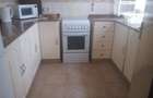 Serviced 2 Bed Apartment with En Suite in Riverside - 17