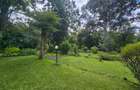 4 Bed House with En Suite in Rosslyn - 8