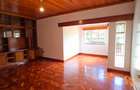 5 Bed House with En Suite at Mimosa Drive - 14