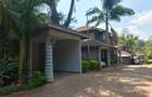 5 Bed Townhouse with En Suite in Spring Valley - 1