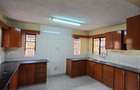 5 Bed House with En Suite at Westlands - 2