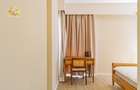 Furnished 2 Bed Apartment with En Suite in Riverside - 11