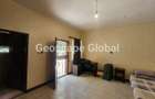 5 Bed House with En Suite in Spring Valley - 5