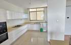 4 Bed Apartment with En Suite at 6Th Parklands - 9