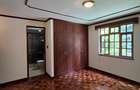 4 Bed Townhouse with En Suite in Lavington - 9