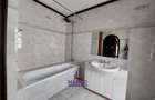 4 Bed Townhouse with En Suite at Riverside Dr - 14