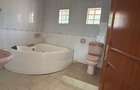 4 Bed House with En Suite in Runda - 16