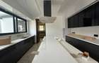 5 Bed Villa with En Suite in Nyari - 13