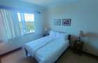 Furnished 2 Bed Apartment with En Suite at Links Road - 10