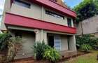 5 Bed Townhouse with En Suite in Lavington - 6
