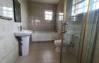 4 Bed Townhouse with En Suite in Kiambu Road - 11