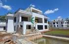 6 Bed House with En Suite in Loresho - 1