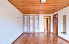5 Bed Townhouse with En Suite in Lavington - 9