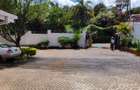 5 Bed House with En Suite in Rosslyn - 19