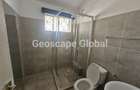 4 Bed House with En Suite in Nyari - 10