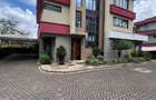 5 Bed Townhouse with En Suite in Lavington - 1