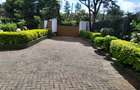 5 Bed House with En Suite at Lakeview Estate - 20